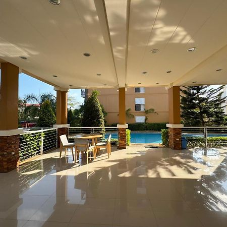 2 Bedroom And Studio Apartments With Private Pool And Gym In Vista Manors Verdant Puerto Princesa Luaran gambar