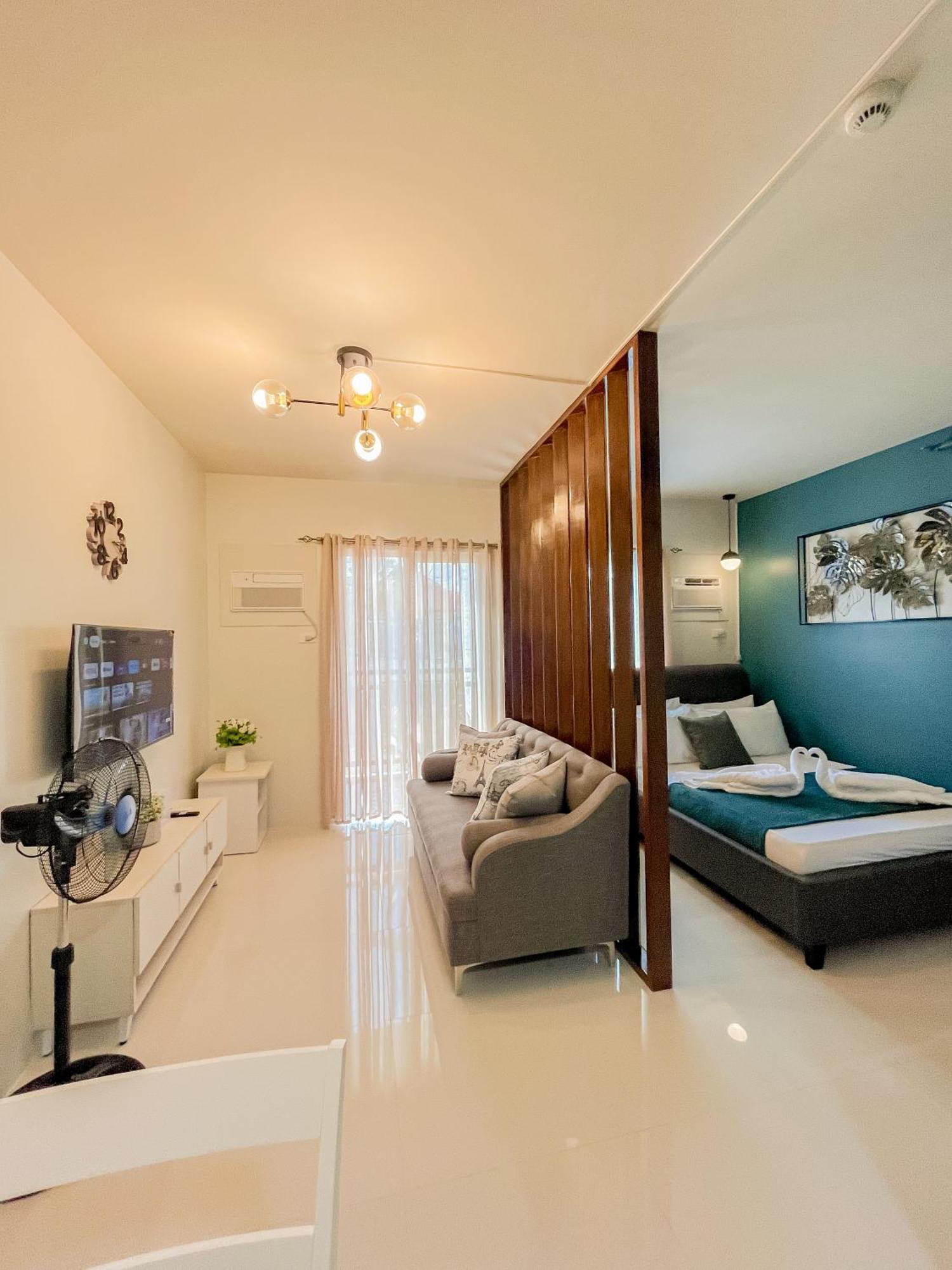 2 Bedroom And Studio Apartments With Private Pool And Gym In Vista Manors Verdant Puerto Princesa Luaran gambar
