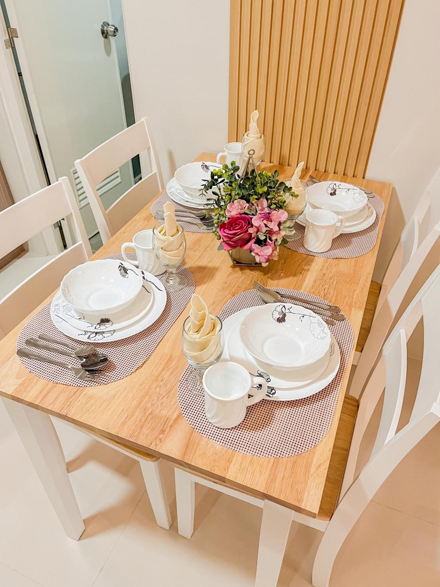 2 Bedroom And Studio Apartments With Private Pool And Gym In Vista Manors Verdant Puerto Princesa Luaran gambar