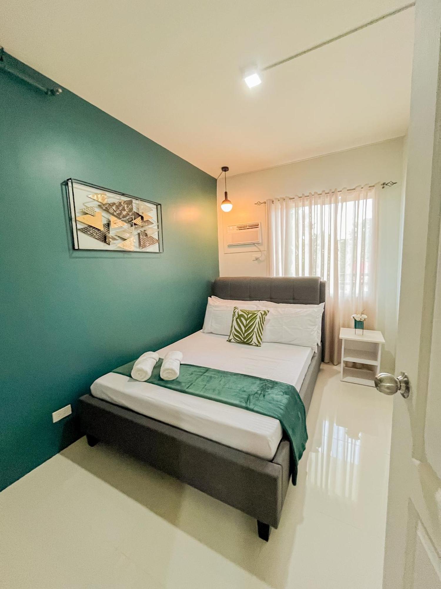 2 Bedroom And Studio Apartments With Private Pool And Gym In Vista Manors Verdant Puerto Princesa Luaran gambar